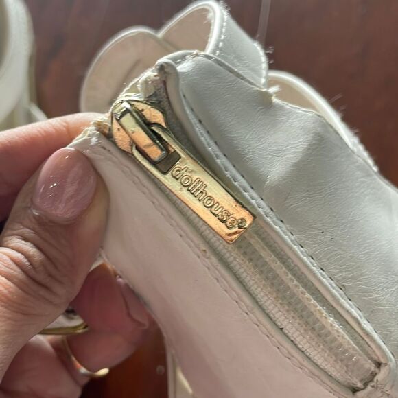 Dollhouse platforms - Picture 14 of 14